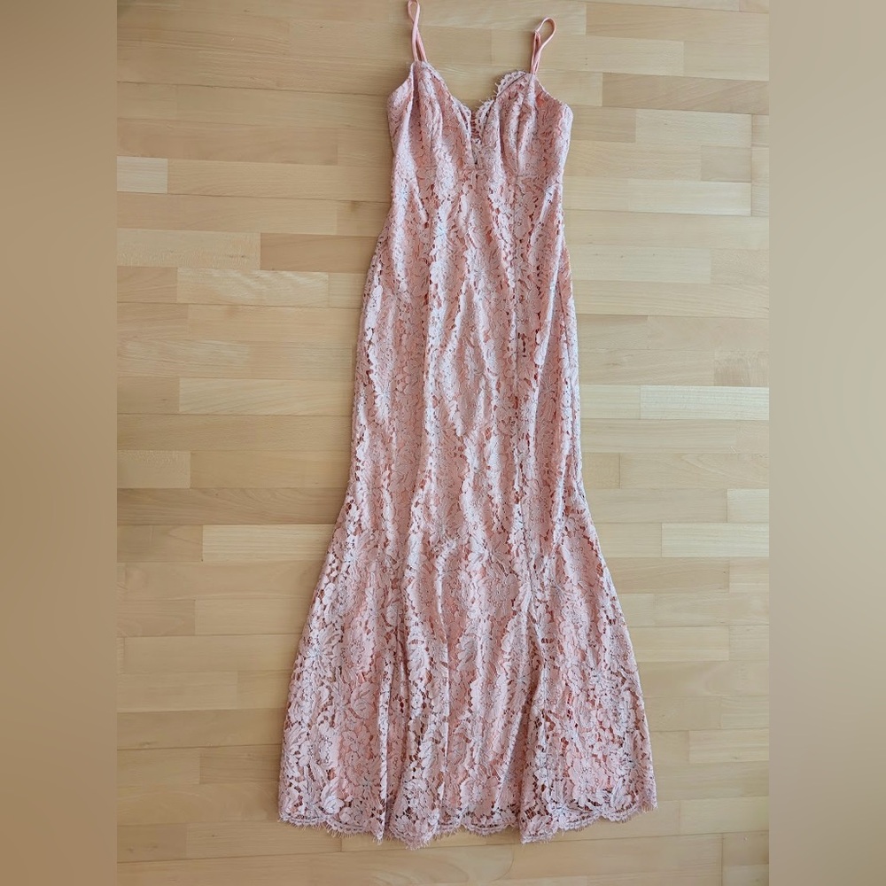 Lulu's Coral Lace Dress - Picture 6 of 9